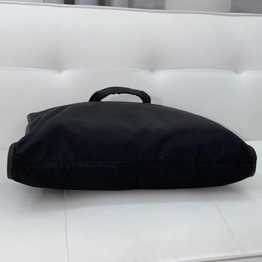 Authentic Coach 🖤 Bag - Picture 6 of 16